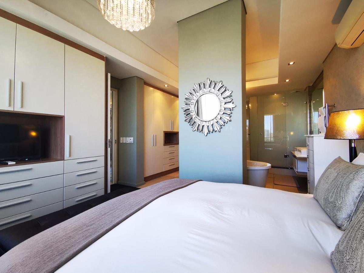 Crystal Towers 208 Luxury 2 Bedroom